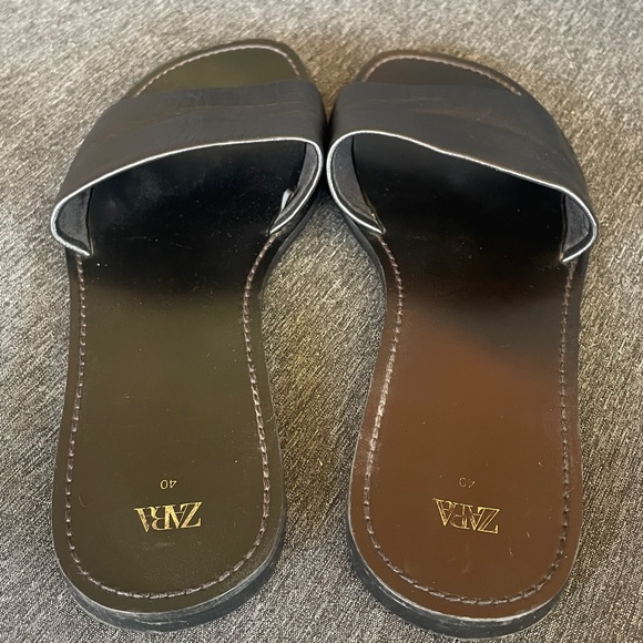 ZARA super minimalistic slides sandals flats black leather EU 40 US 9,5 - Picture 7 of 10